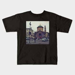 Italy sightseeing trip photography from city scape Milano Bergamo Lecco Kids T-Shirt